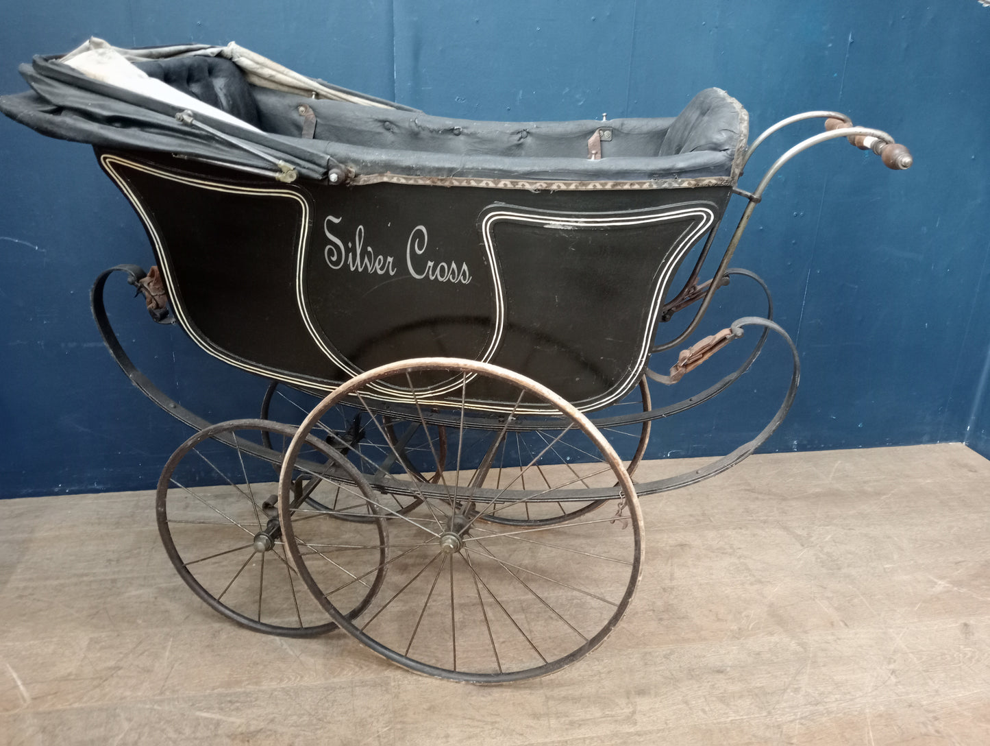 Silvercross pram