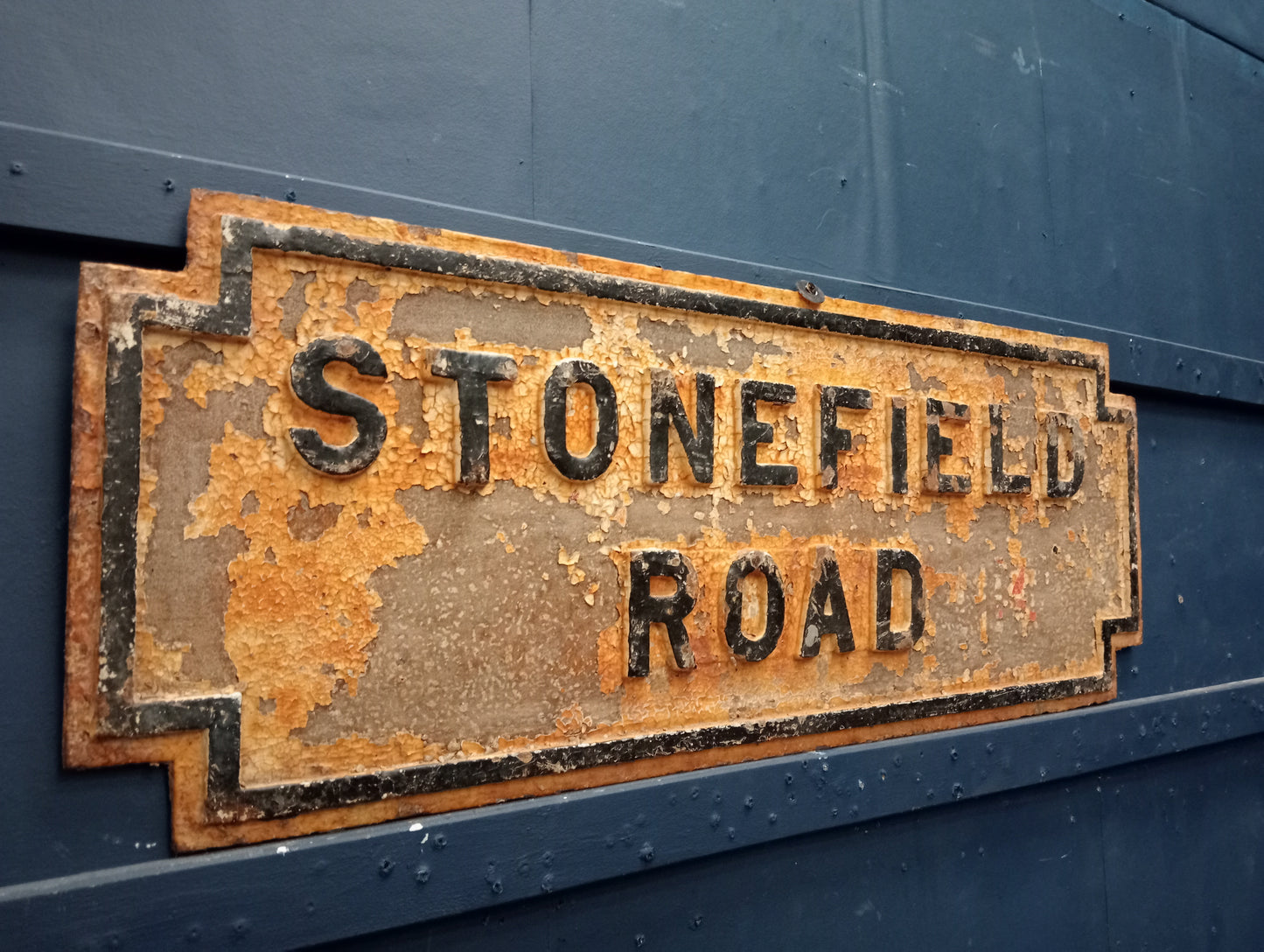 Stonefield road cast iron street sign